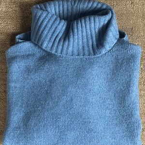 Abercrombie Boxy Blue Turtleneck Sweater | Size: M